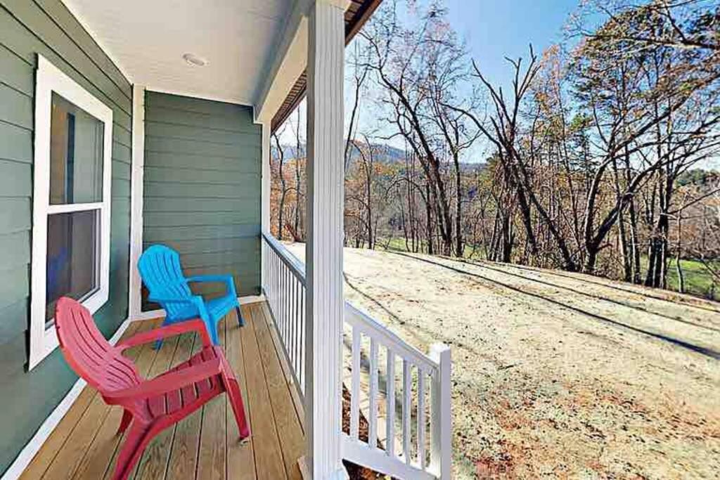 Serenity Views Comfort - Close To City & Parkway! Weaverville المظهر الخارجي الصورة