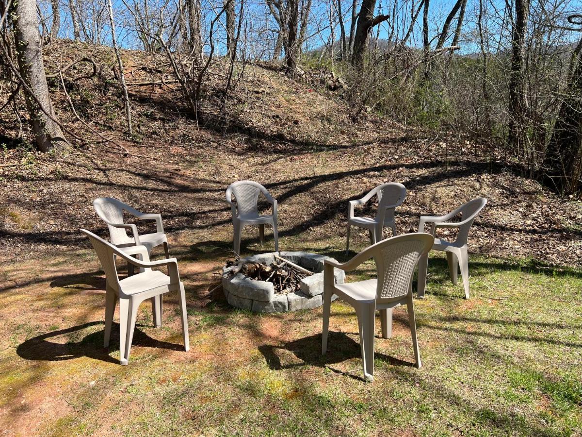 Serenity Views Comfort - Close To City & Parkway! Weaverville المظهر الخارجي الصورة